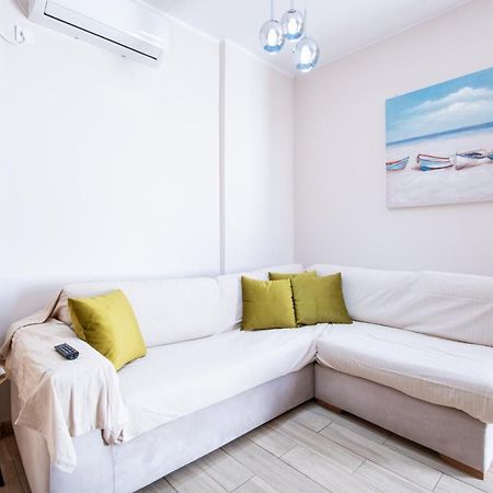 Family Apartment Near Port Pireu Exterior foto