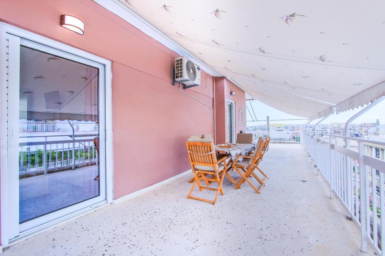 Family Apartment Near Port Pireu Exterior foto